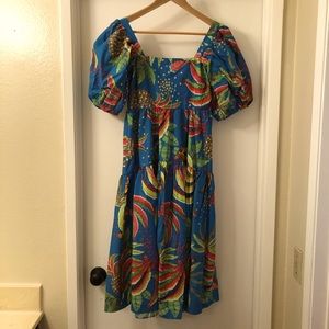 FARM RIO FLOUNCY TIERED BANANA PRINT DRESS